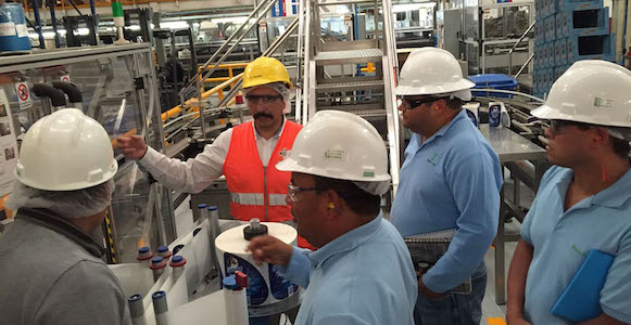 Refacciones y Servicios